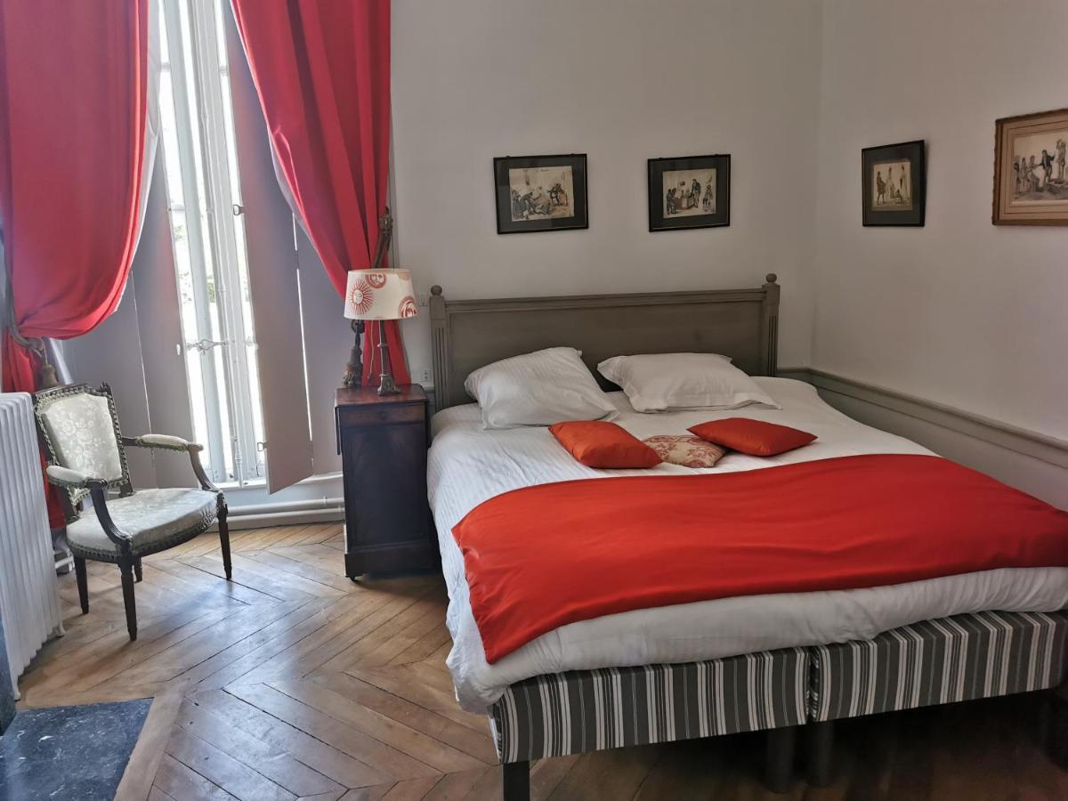 Chateau Des Barres Sainpuits Luaran gambar